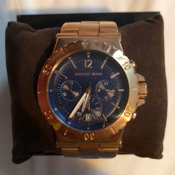 Michael Kors Rose Gold Watch w/ Navy Face - Picture 1 of 4